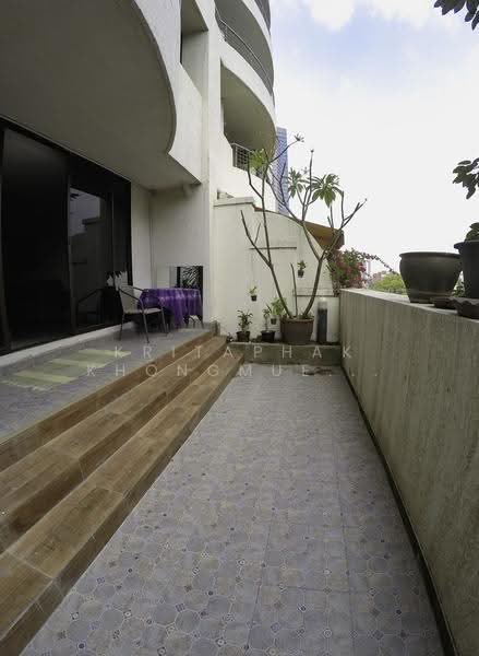 Supalai Place Sukhumvit 39, Bangkok, 175-179 Soi Sukhumvit 39 Sukhumvit Road, Khlong Tan Nua, Watthana, Bangkok, 2 Bedrooms, 141 sqm, Condo For Sale, by Kritaphak Khongmueang, 500521250 - DDproperty.com