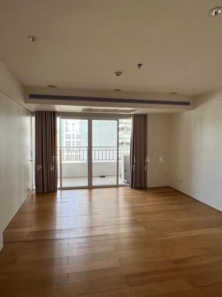 Sathorn Park Place : สาธร พาร์ค เพลส, กรุงเทพ, 27 สาทรใต้, ทุ่งมหาเมฆ, สาทร, กรุงเทพ, 341 ตร.ม., คอนโด ขาย, โดย Thanyalak Premputtiphan, 500521279 - DDproperty.com