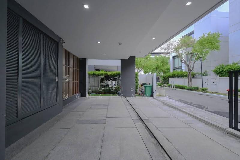 The Gentry Ekamai-Ladprao, Bangkok, 90 Soi Ladprao 94, Phlapphla, Wang Thonglang, Bangkok, 4 Bedrooms, 414 sqm, Single Detached House For Sale, by Louise Manatsawee, 500521305 - DDproperty.com