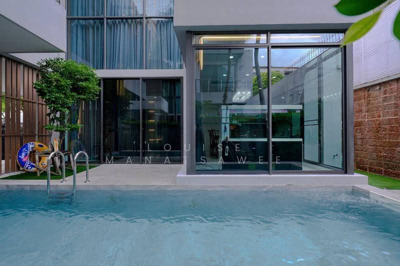 The Gentry Ekamai-Ladprao, Bangkok, 90 Soi Ladprao 94, Phlapphla, Wang Thonglang, Bangkok, 4 Bedrooms, 414 sqm, Single Detached House For Sale, by Louise Manatsawee, 500521305 - DDproperty.com