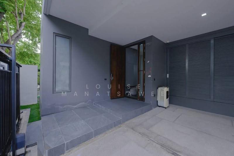 The Gentry Ekamai-Ladprao, Bangkok, 90 Soi Ladprao 94, Phlapphla, Wang Thonglang, Bangkok, 4 Bedrooms, 414 sqm, Single Detached House For Sale, by Louise Manatsawee, 500521305 - DDproperty.com