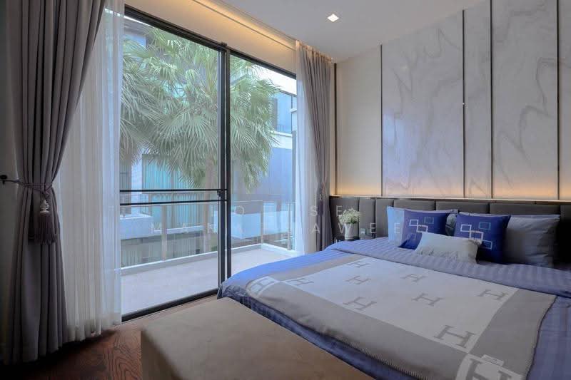 The Gentry Ekamai-Ladprao, Bangkok, 90 Soi Ladprao 94, Phlapphla, Wang Thonglang, Bangkok, 4 Bedrooms, 414 sqm, Single Detached House For Sale, by Louise Manatsawee, 500521305 - DDproperty.com