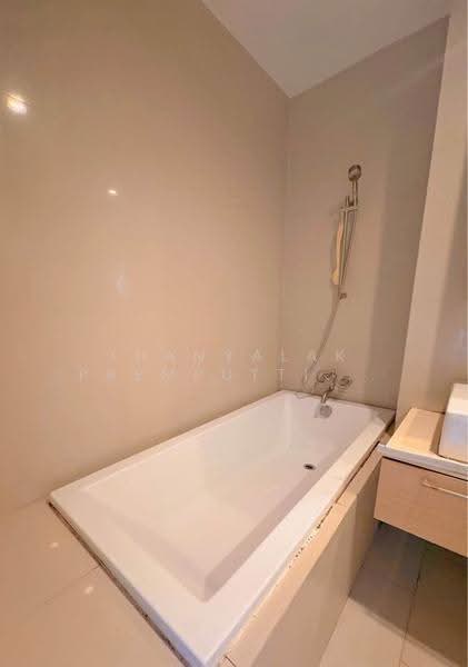 The Issara Ladprao, Bangkok, 296 Ladpao Road, Jom Phon, Chatuchak, Bangkok, 1 Bedroom, 35 sqm, Condo For Sale, by Thanyalak Premputtiphan, 500521343 - DDproperty.com