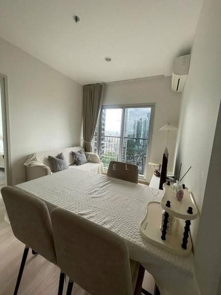 Noble Revolve Ratchada 2, Bangkok, 70 Soi Ratchadaphisek 10, Ratchadaphisek Road, Huai Khwang, Bangkok, 2 Bedrooms, 39 sqm, Condo For Rent, by Rasita Maneelam, 500521345 - DDproperty.com