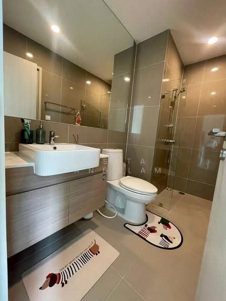 Noble Revolve Ratchada 2, Bangkok, 70 Soi Ratchadaphisek 10, Ratchadaphisek Road, Huai Khwang, Bangkok, 2 Bedrooms, 39 sqm, Condo For Rent, by Rasita Maneelam, 500521345 - DDproperty.com