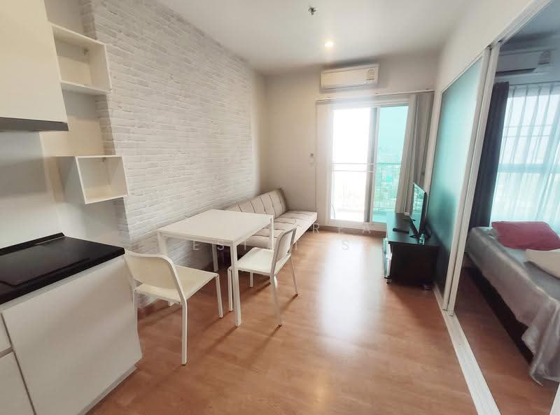 The Parkland Ratchada-Wongsawang, Bangkok, 1305 Bangkok-Nonthaburi Road, Wong Sawang, Bang Sue, Bangkok, 1 Bedroom, 30 sqm, Condo For Rent, by Living Real Estates, 500521375 - DDproperty.com