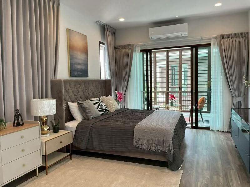 Burasiri Krungthep Kreetha, Bangkok, 95 Soi Pracha Ruam Chai, Hua Mak, Bang Kapi, Bangkok, 4 Bedrooms, 238 sqm, Single Detached House For Rent, by Rasita Maneelam, 500521376 - DDproperty.com