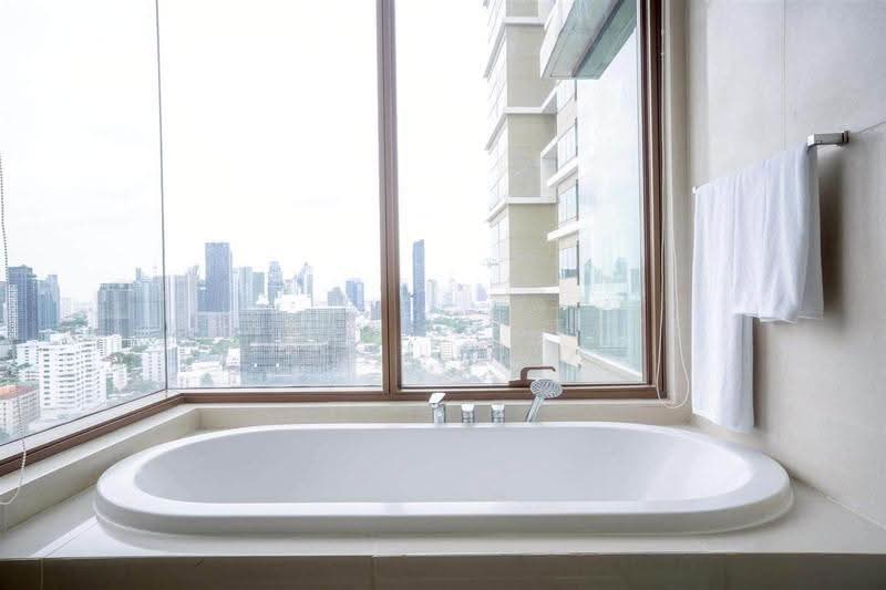 The Emporio Place, Bangkok, 93 Soi Sukhumvit 24, Sukhumvit Road, Khong Tan, Khlong Toei, Bangkok, 2 Bedrooms, 108 sqm, Condo For Sale, by GT Real Estate Thailand, 500521379 - DDproperty.com