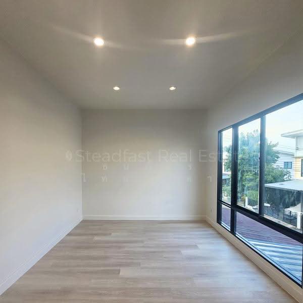 Modi Villa Bangbuathong, Nonthaburi, Soi Sam Wang, Chaiyaphruek Road, Bang Bua Thong, Nonthaburi, 3 Bedrooms, 100 sqm, Townhouse For Rent, by ธนภัทร ไทยจินดา, 500521410 - DDproperty.com