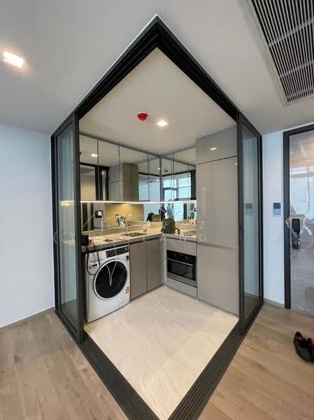 The Crest Park Residences, Bangkok, 1198 Phahonyothin Road, Jom Phon, Chatuchak, Bangkok, 1 Bedroom, 61 sqm, Condo For Sale, by Fazwaz (Thailand) Co., Ltd., 500521456 - DDproperty.com