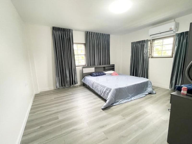 กฤษดานคร 26 ปิ่นเกล้า-นครชัยศรี, Nakhon Pathom, Bang Krabao, Nakhon Chai Sri, Nakhon Pathom, 4 Bedrooms, 400 sqm, Single Detached House For Sale, by The Best Property กุ้งแก้ว, 500521495 - DDproperty.com