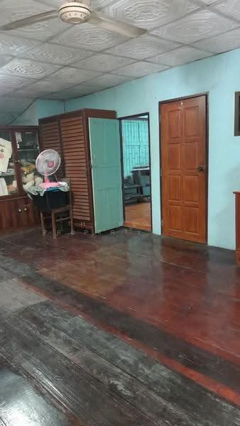 บ้านเดี่ยวพร้อมที่ดินสามชุก สุพรรณบุรี, Suphan Buri, Nong Phak Nak, Sam Chuk, Suphan Buri, 2 Bedrooms, 150 sqm, Single Detached House For Sale, by The Best Property ของขวัญ, 500521496 - DDproperty.com
