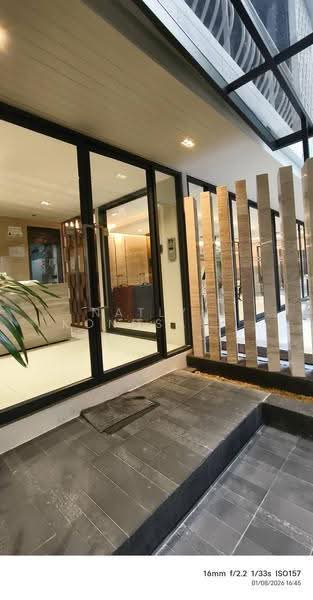 Klass Langsuan, Bangkok, 31-1 Soi Langsuan, Langsuan Road, Lumphini, Pathum Wan, Bangkok, 2 Bedrooms, 74 sqm, Condo For Rent, by Natlyn Kongsapook, 500521527 - DDproperty.com