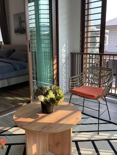 Burasiri Krungthep Kreetha, Bangkok, 95 Soi Pracha Ruam Chai, Hua Mak, Bang Kapi, Bangkok, 4 Bedrooms, 238 sqm, Single Detached House For Rent, by Rojjana Jindasri, 500521548 - DDproperty.com
