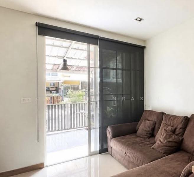 Golden Town 2 Onnut-Pattanakarn, Bangkok, 189 Soi On Nut 65 Yaek 14, Prawet, Bangkok, 3 Bedrooms, 150 sqm, Townhouse For Sale, by Rojjana Jindasri, 500521574 - DDproperty.com