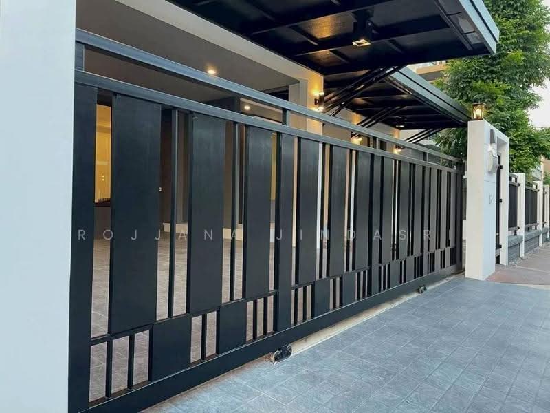 Passorn Songprapa, Bangkok, Songprapha Road, Si Khan, Don Mueang, Bangkok, 4 Bedrooms, 445 sqm, Single Detached House For Sale, by Rojjana Jindasri, 500521584 - DDproperty.com