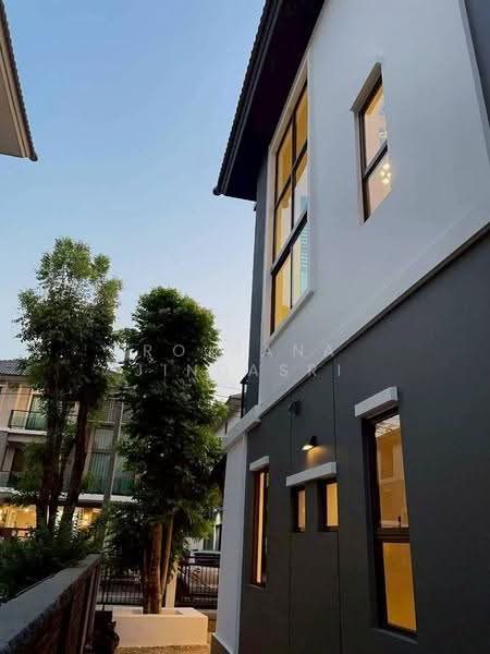 Passorn Songprapa, Bangkok, Songprapha Road, Si Khan, Don Mueang, Bangkok, 4 Bedrooms, 445 sqm, Single Detached House For Sale, by Rojjana Jindasri, 500521584 - DDproperty.com