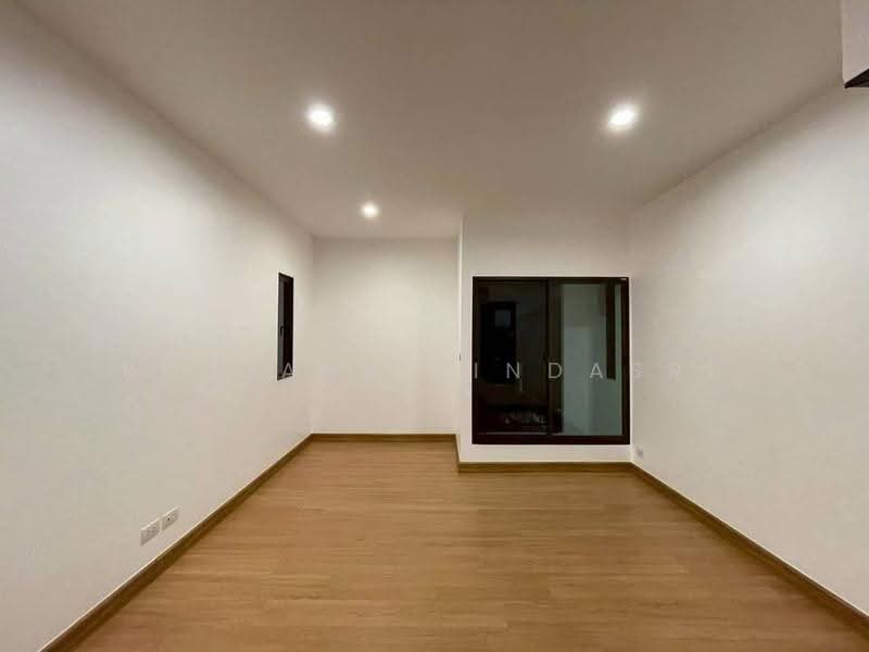 Passorn Songprapa, Bangkok, Songprapha Road, Si Khan, Don Mueang, Bangkok, 4 Bedrooms, 445 sqm, Single Detached House For Sale, by Rojjana Jindasri, 500521584 - DDproperty.com