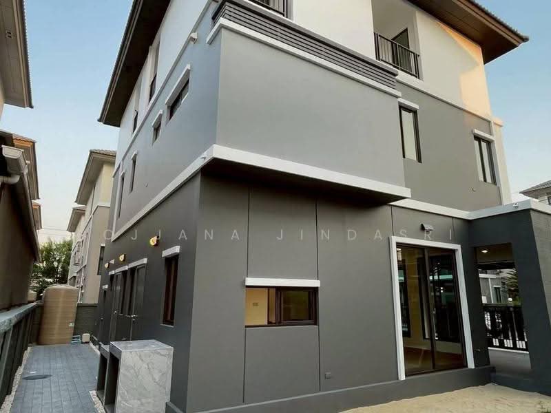 Passorn Songprapa, Bangkok, Songprapha Road, Si Khan, Don Mueang, Bangkok, 4 Bedrooms, 445 sqm, Single Detached House For Sale, by Rojjana Jindasri, 500521584 - DDproperty.com