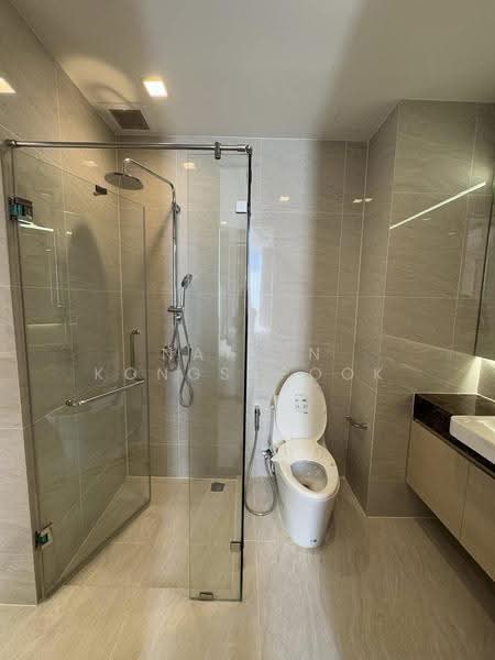 Noble State 39, Bangkok, 35 Soi Sukhumvit 39, Khlong Tan Nua, Watthana, Bangkok, 1 Bedroom, 30 sqm, Condo For Rent, by Natlyn Kongsapook, 500521598 - DDproperty.com