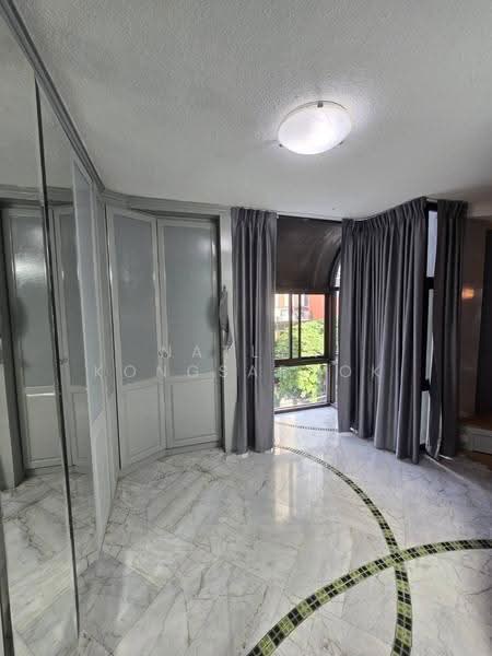 Sithakarn Condominium : สิทธาคาร คอนโดมิเนี่ยม, กรุงเทพ, 19 22 ซอย ชิดลม, ลุมพินี, ปทุมวัน, กรุงเทพ, 245 ตร.ม., คอนโด ขาย, โดย Natlyn Kongsapook, 500521609 - DDproperty.com