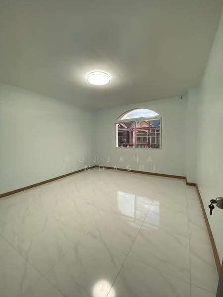 2-BR Townhouse, Bangkok, Dok Mai, Prawet, Bangkok, 2 Bedrooms, 66 sqm, Townhouse For Sale, by Rojjana Jindasri, 500521610 - DDproperty.com