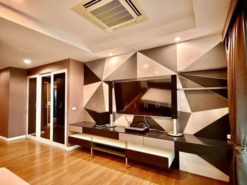Bless Town Sukhumvit 50, Bangkok, Sukhumvit 50 Road, Phra Kanong, Khlong Toei, Bangkok, 3 Bedrooms, 240 sqm, Townhouse For Rent, by Rojjana Jindasri, 500521626 - DDproperty.com