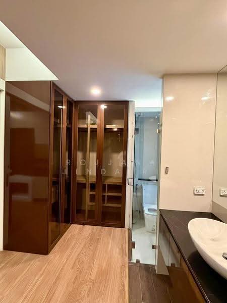 Bless Town Sukhumvit 50, Bangkok, Sukhumvit 50 Road, Phra Kanong, Khlong Toei, Bangkok, 3 Bedrooms, 240 sqm, Townhouse For Rent, by Rojjana Jindasri, 500521626 - DDproperty.com