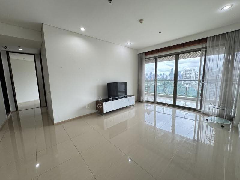 The Lakes, Bangkok, 123 Ratchadaphisek Road, Khlong Toei, Bangkok, 3 Bedrooms, 173 sqm, Condo For Rent, by Natlyn Kongsapook, 500521646 - DDproperty.com