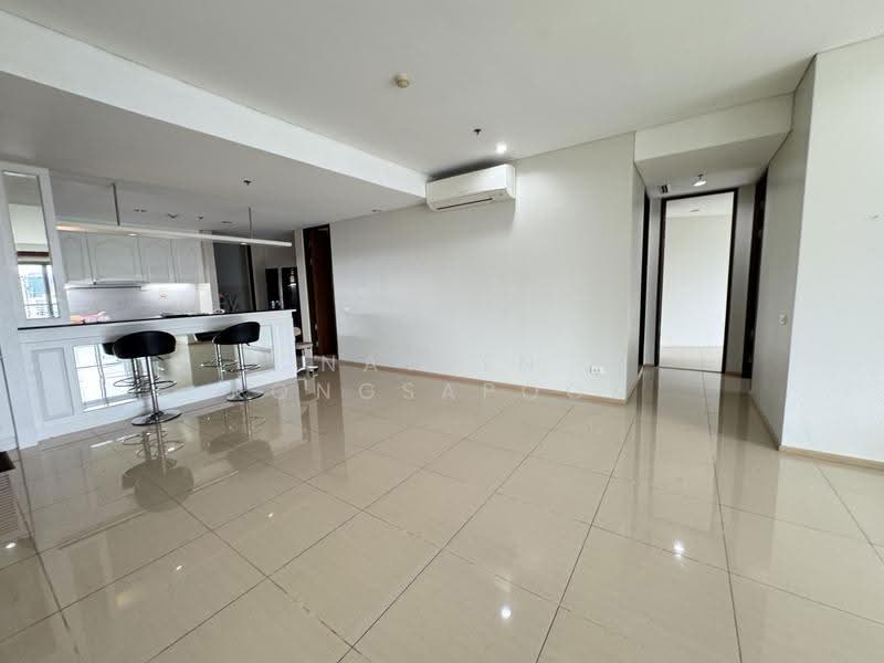 The Lakes, Bangkok, 123 Ratchadaphisek Road, Khlong Toei, Bangkok, 3 Bedrooms, 173 sqm, Condo For Rent, by Natlyn Kongsapook, 500521646 - DDproperty.com