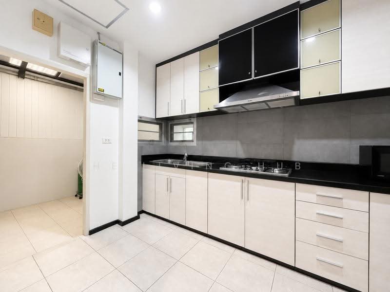 Noble Tara Pattanakarn, Bangkok, 2046 Pattanakarn Road, Suan Luang, Bangkok, 3 Bedrooms, 400 sqm, Single Detached House For Sale, by THE LIVING HUB, 500521648 - DDproperty.com