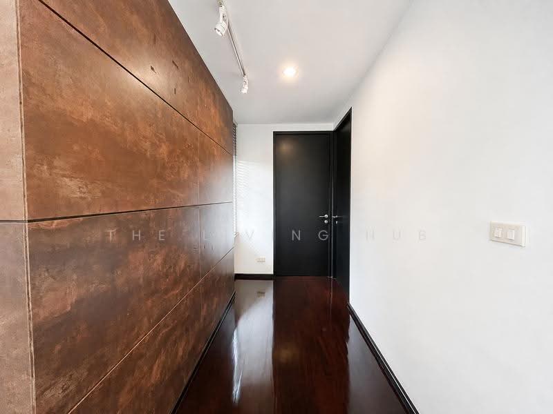 Noble Tara Pattanakarn, Bangkok, 2046 Pattanakarn Road, Suan Luang, Bangkok, 3 Bedrooms, 400 sqm, Single Detached House For Sale, by THE LIVING HUB, 500521648 - DDproperty.com