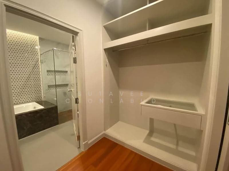Four Wings Mansion, Bangkok, 32 Soi Sukhumvit 11, Khlongtoei Nua, Watthana, Bangkok, 3 Bedrooms, 300 sqm, Apartment For Rent, by Sutavee Chonlabud, 500521677 - DDproperty.com