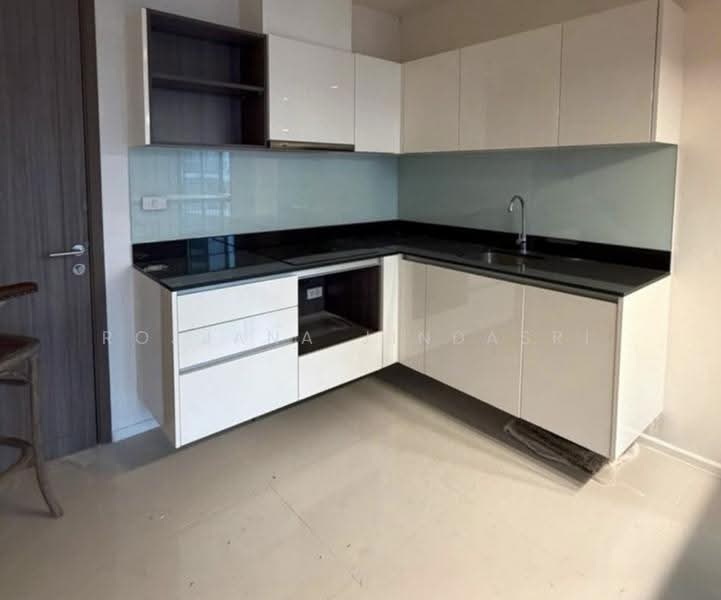 Quinn Ratchada 17, Bangkok, 454 456 Soi Inthara Mari 45, Din Daeng, Bangkok, 2 Bedrooms, 65 sqm, Condo For Sale, by Rojjana Jindasri, 500521689 - DDproperty.com