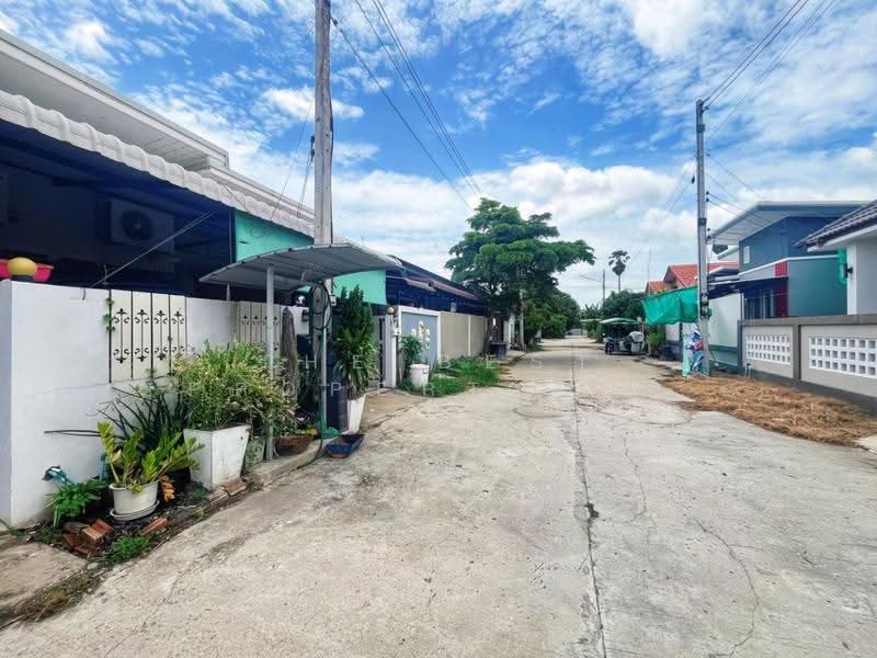 ทาวน์เฮ้าส์อุทัยใหม่ อุทัยธานี, Uthai Thani, Uthai Mai, Muang Uthai Thani, Uthai Thani, 2 Bedrooms, 100 sqm, Townhouse For Sale, by The Best Property แอ้, 500521690 - DDproperty.com