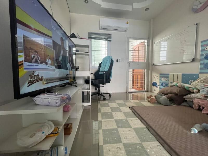 ทาวน์เฮ้าส์อุทัยใหม่ อุทัยธานี, Uthai Thani, Uthai Mai, Muang Uthai Thani, Uthai Thani, 2 Bedrooms, 100 sqm, Townhouse For Sale, by The Best Property แอ้, 500521690 - DDproperty.com