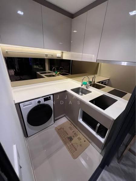 IDEO Sathorn-Wongwian Yai, Bangkok, 219 Soi Krung Thonburi 1, Khlong Ton Sai, Khlong San, Bangkok, 1 Bedroom, 37 sqm, Condo For Rent, by Rojjana Jindasri, 500521701 - DDproperty.com