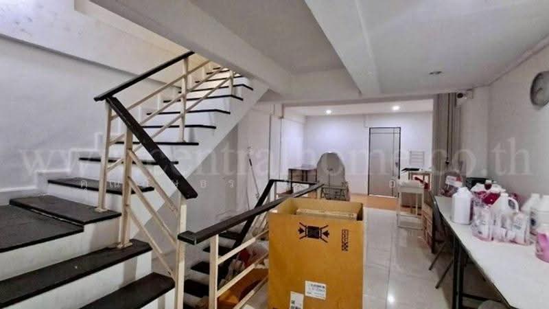 ศาลายา-นครชัยศรี, Nakhon Pathom, Salaya, Phuttha Mon Thon, Nakhon Pathom, , 256 sqm, Shophouse For Sale, by คุณอัษธรรม (อัษ), 500521714 - DDproperty.com