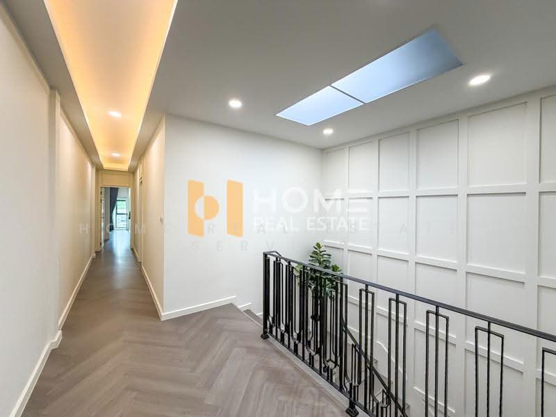Khlongtan Nivet, Bangkok, 20 Soi Pridi Banomyong 42, Khlong Tan Nua, Watthana, Bangkok, 3 Bedrooms, 192 sqm, Townhouse For Sale, by HOME Real Estate Service, 500521720 - DDproperty.com