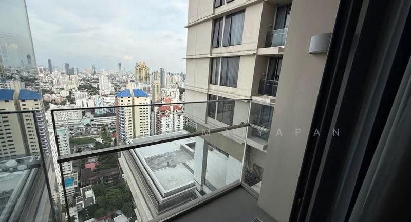 The Esse Asoke, Bangkok, 333 Soi Sukhumvit 21, Sukhumvit Road, Khlongtoei Nua, Watthana, Bangkok, 2 Bedrooms, 74 sqm, Condo For Rent, by Piyawan Maiyapan, 500521729 - DDproperty.com