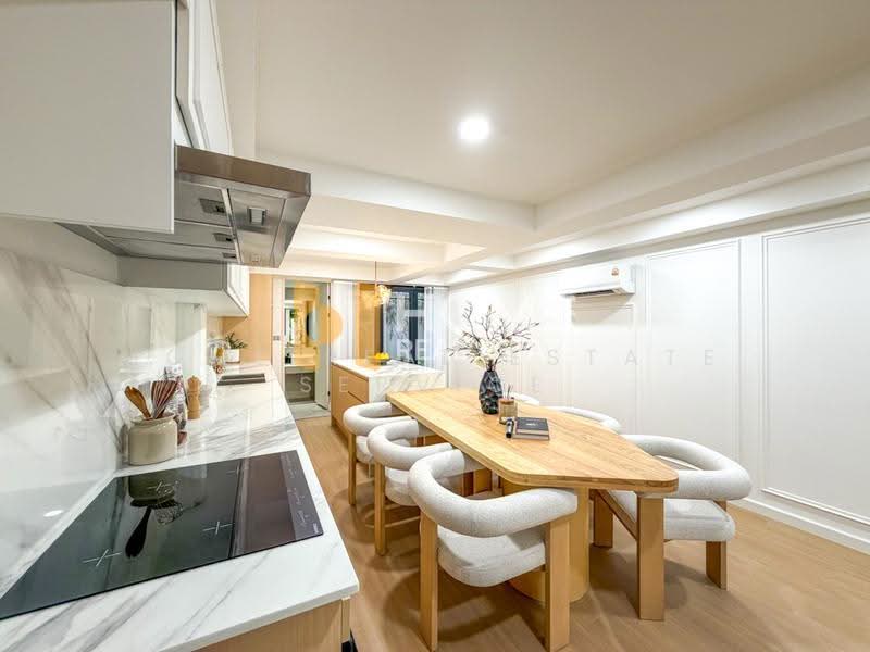 Khlongtan Nivet, Bangkok, 20 Soi Pridi Banomyong 42, Khlong Tan Nua, Watthana, Bangkok, 3 Bedrooms, 192 sqm, Townhouse For Sale, by HOME Real Estate Service, 500521749 - DDproperty.com