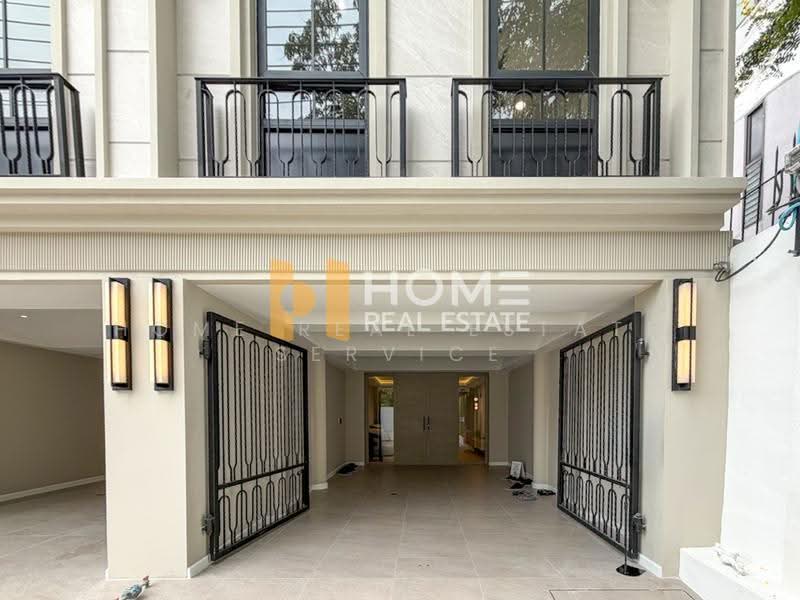 Khlongtan Nivet, Bangkok, 20 Soi Pridi Banomyong 42, Khlong Tan Nua, Watthana, Bangkok, 3 Bedrooms, 192 sqm, Townhouse For Sale, by HOME Real Estate Service, 500521749 - DDproperty.com