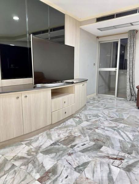 Witthayu Complex, Bangkok, 1673 New Petchaburi Road, Makkasan, Ratchathewi, Bangkok, 3 Bedrooms, 135 sqm, Condo For Rent, by Tanakrit Chotbuddkayan, 500521837 - DDproperty.com