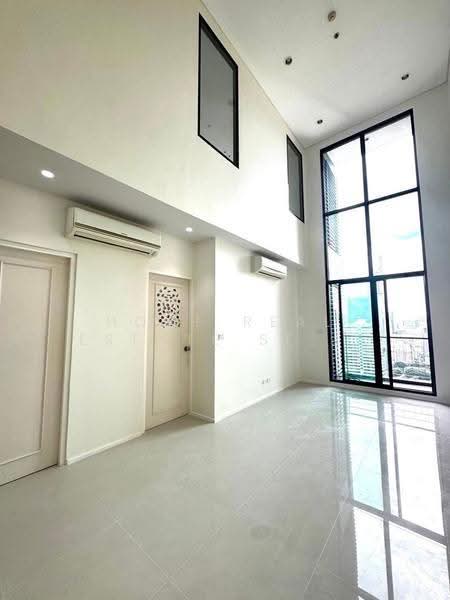 Villa Asoke, Bangkok, 1588 New Petchburi Road, Makkasan, Ratchathewi, Bangkok, 2 Bedrooms, 102 sqm, Condo For Sale, by HOME Real Estate Service, 500521838 - DDproperty.com