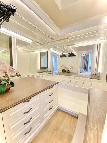 Park Origin Phrom Phong (Park 24), Bangkok, 68 Soi Sukhumvit 24, Khong Tan, Khlong Toei, Bangkok, 2 Bedrooms, 96 sqm, Condo For Sale, by Jurarat Srichat, 500521847 - DDproperty.com