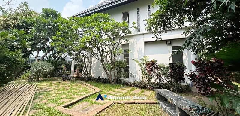 Private Swimming Pool, Pet friendly Country-Style Home Surrounded by Green Garden at Sukhumvit, กรุงเทพ, คลองตันเหนือ, วัฒนา, กรุงเทพ, 560 ตร.ม., บ้านเดี่ยว ให้เช่า, โดย Accom Asia, 500521961 - DDproperty.com