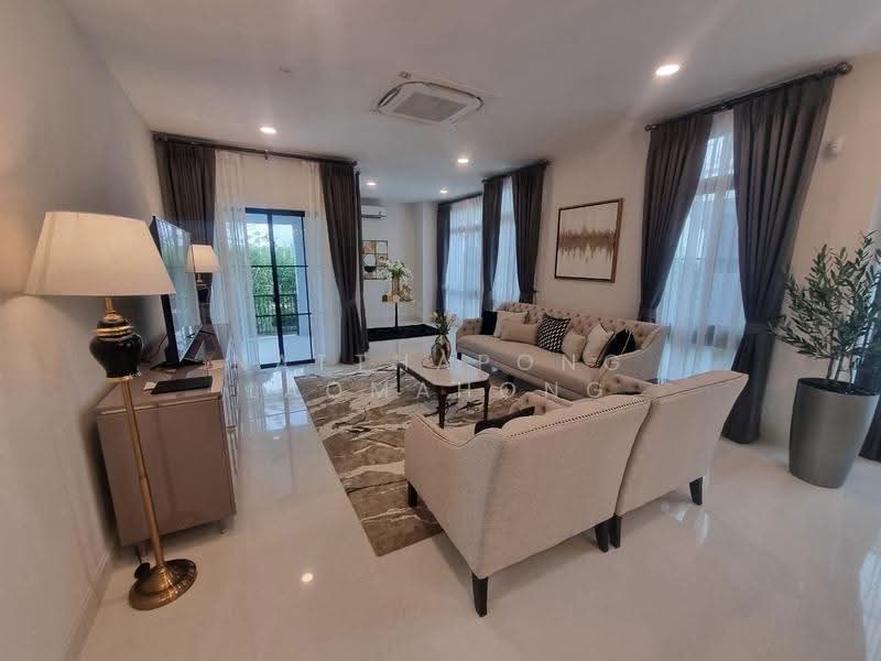 Nantawan Rama 9 - New Krungthepkreetha, bangkok, Saphan Sung, Bangkok, 5 Bedrooms, 398 sqm, Single Detached House For Rent, by Natthapong Laomahong, 500521979 - DDproperty.com