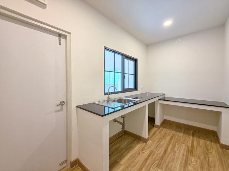 Centro Rama 5-Nakhon In, Nonthaburi, Soi Bang Khu Wiang 3, Bang Khu Wiang, Bang Kruai, Nonthaburi, 5 Bedrooms, 250 sqm, Single Detached House For Sale, by Haus Living Estate, 500522001 - DDproperty.com
