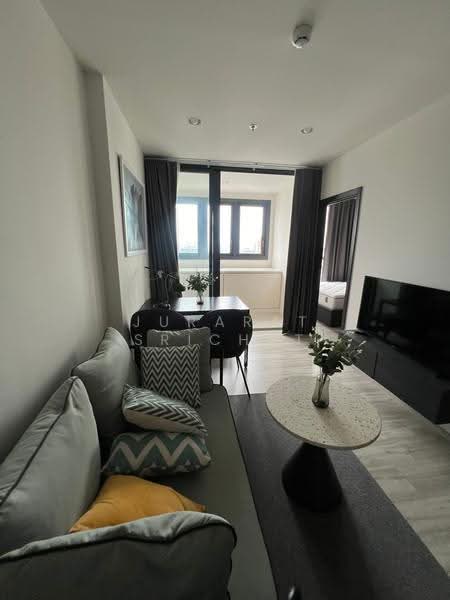 XT Huaikhwang, Bangkok, 244 Ratchadaphisek Road, Huai Khwang, Bangkok, 1 Bedroom, 35 sqm, Condo For Rent, by Jurarat Srichat, 500522002 - DDproperty.com