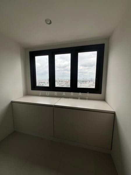 XT Huaikhwang, Bangkok, 244 Ratchadaphisek Road, Huai Khwang, Bangkok, 1 Bedroom, 35 sqm, Condo For Rent, by Jurarat Srichat, 500522002 - DDproperty.com